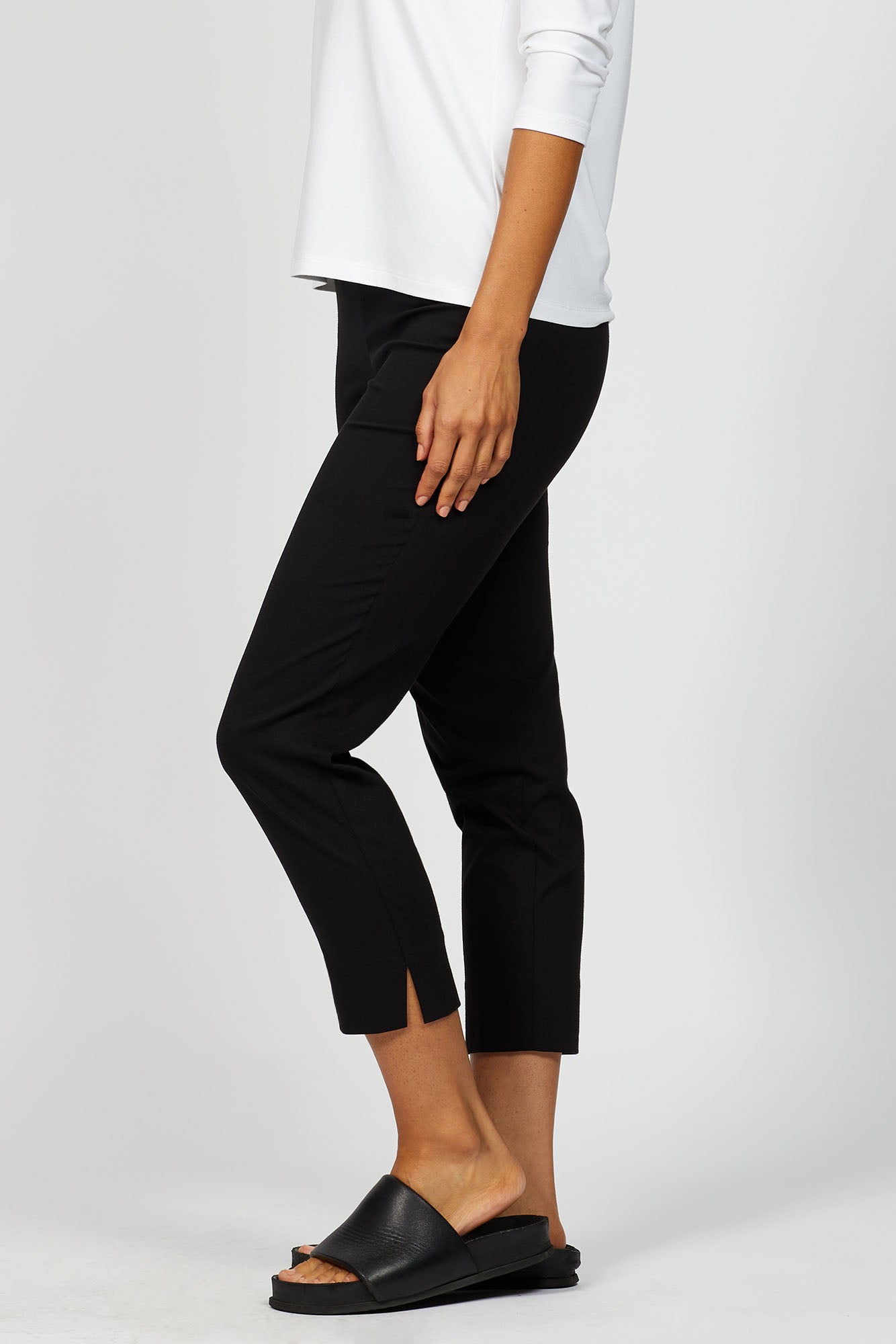 Wisp Crop Capri