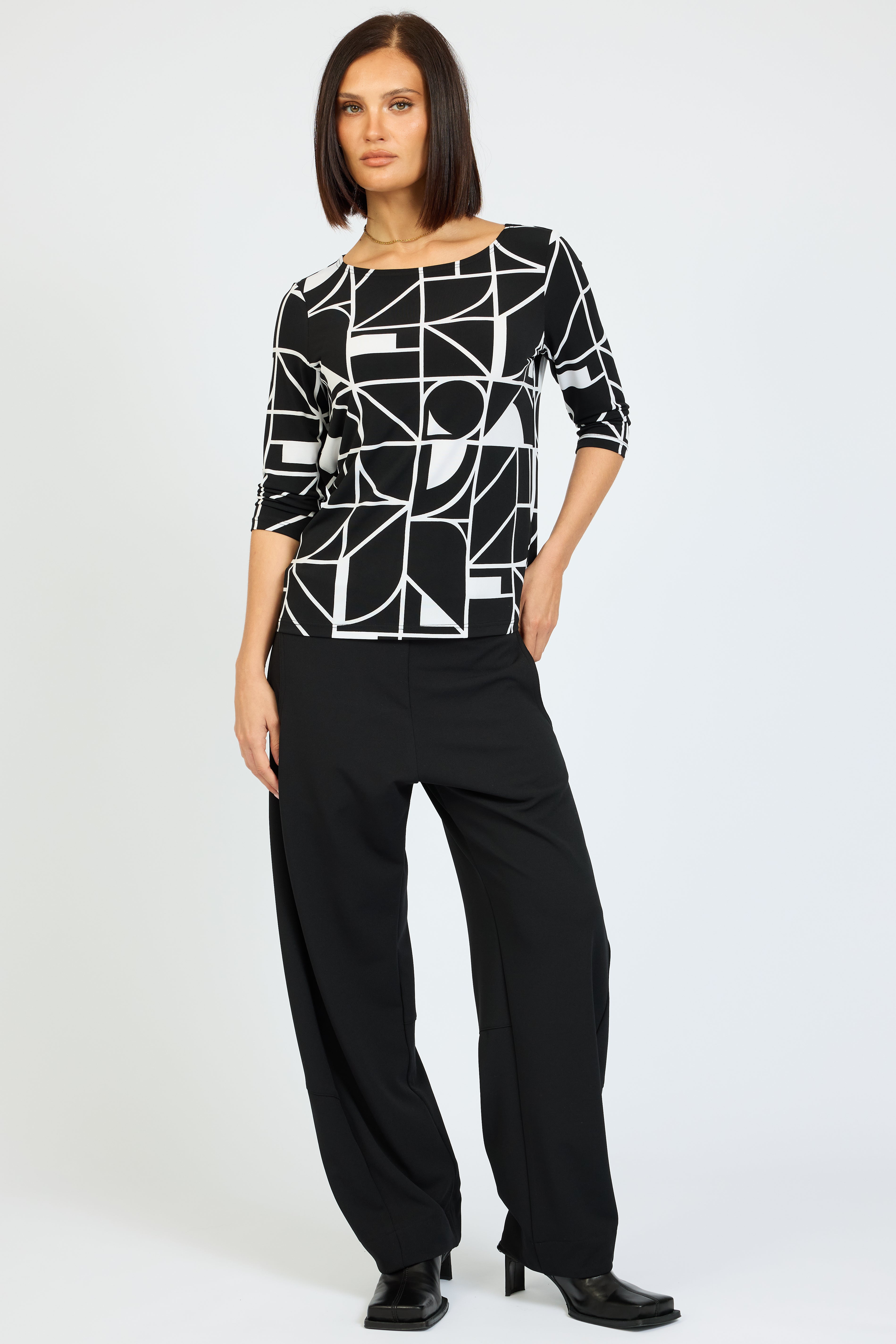 Etch 3/4 Boat Neck Top