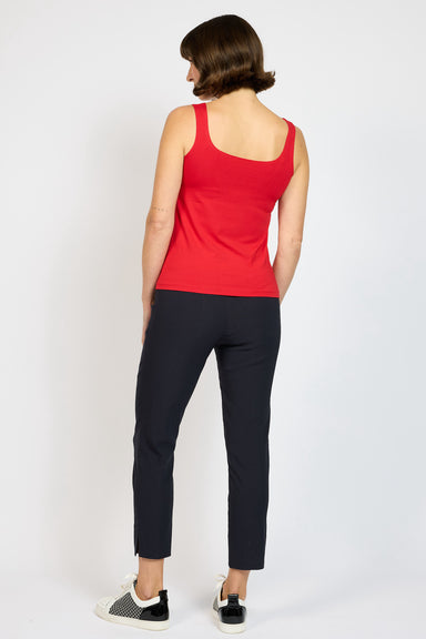 Back view of model wearing Mimi Slim Capri in Ink with Jersey Singlet in Lips 