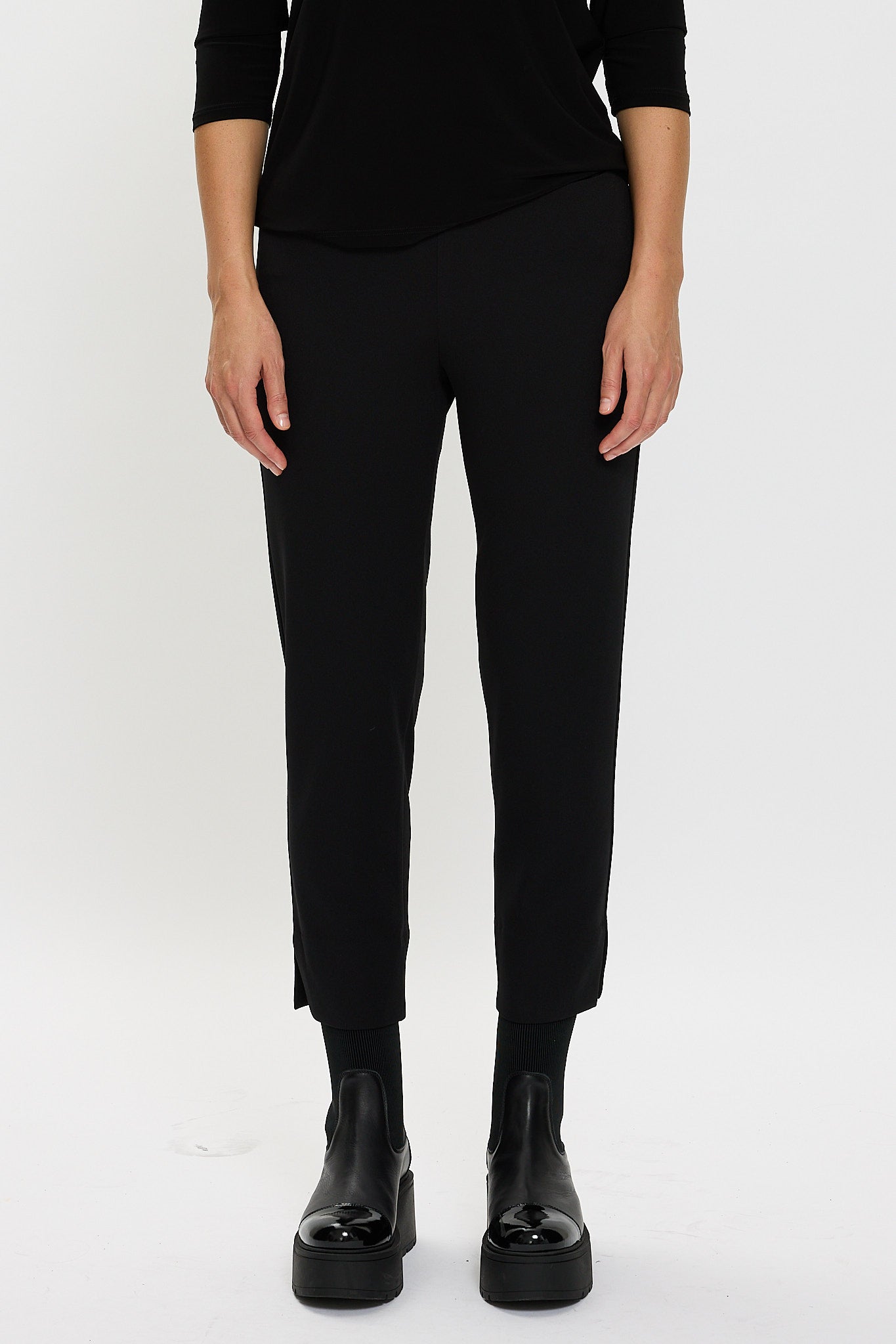 Nero Mimi Capri