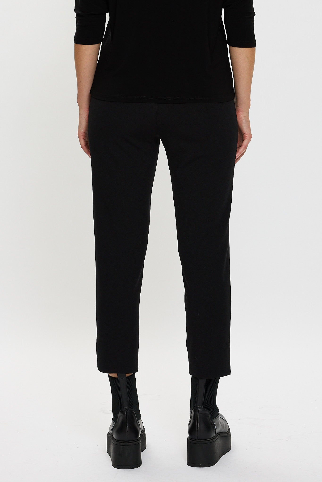 Nero Mimi Capri